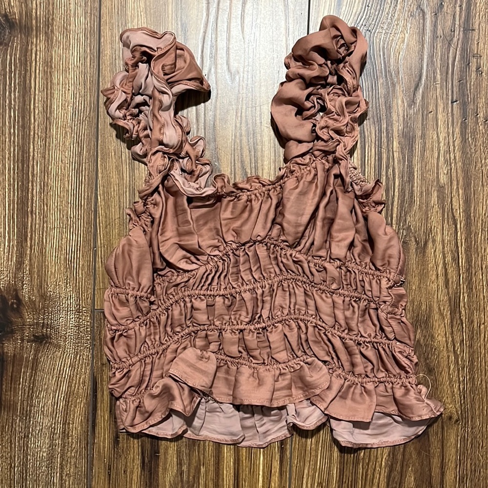 Boutique mauve colored crop top